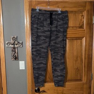 Womens zyia Camouflage Jogger Pants
